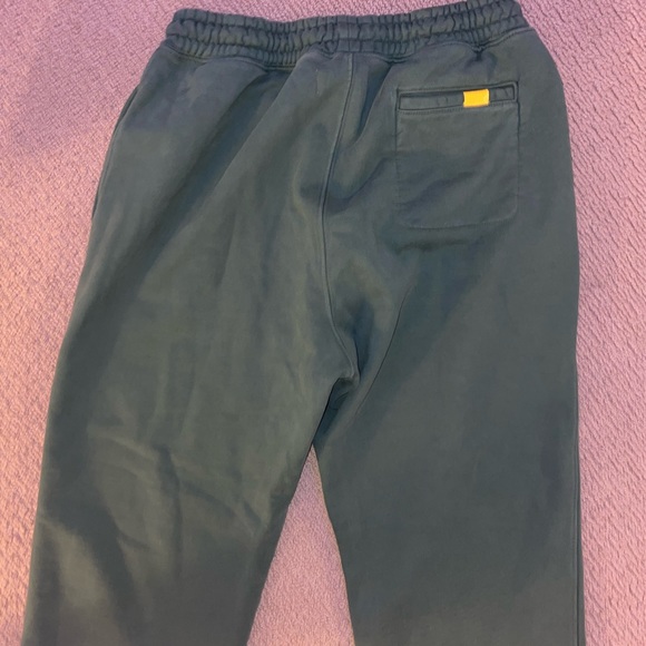 Yellow Label Co. matching set- crew neck and sweatpants in green - Picture 6 of 11